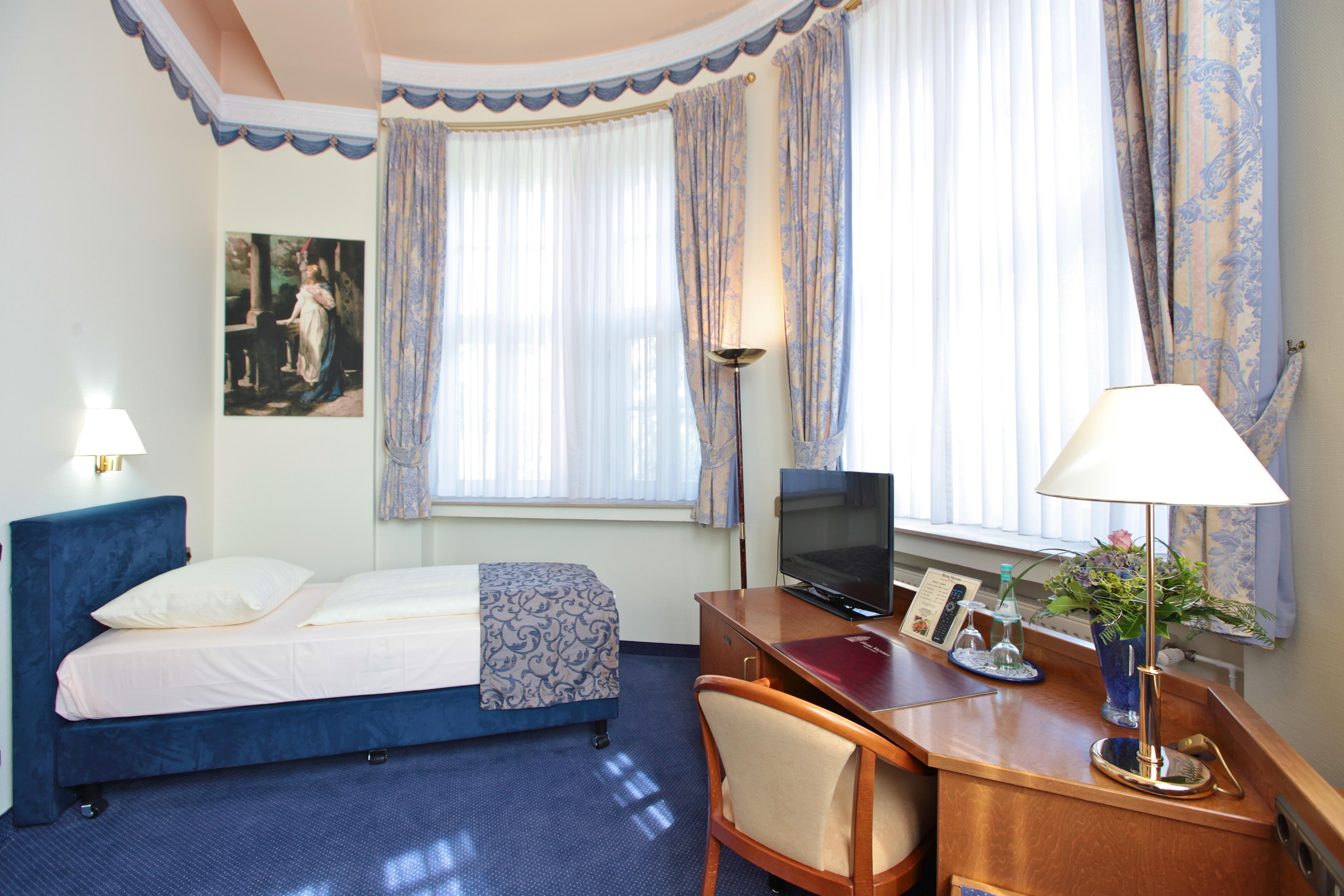 קלן Hotel Viktoria מראה חיצוני תמונה
