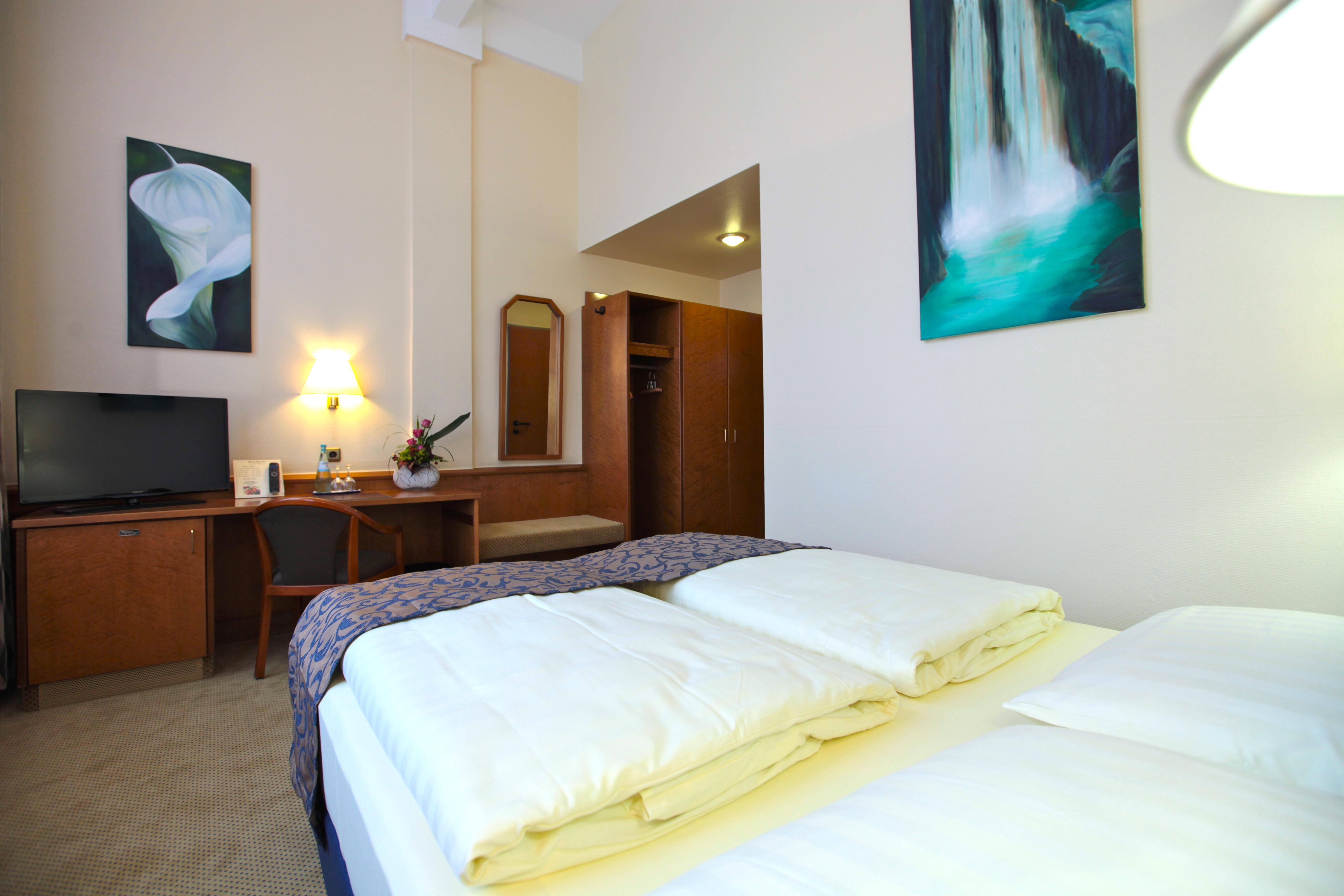 קלן Hotel Viktoria מראה חיצוני תמונה