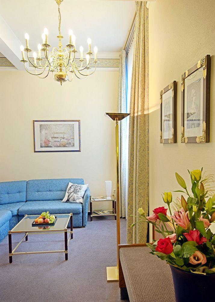 קלן Hotel Viktoria מראה חיצוני תמונה